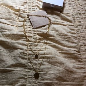 Never worn layered gold chain necklace